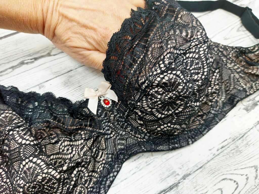 Galeria modeli biustonosz miękki